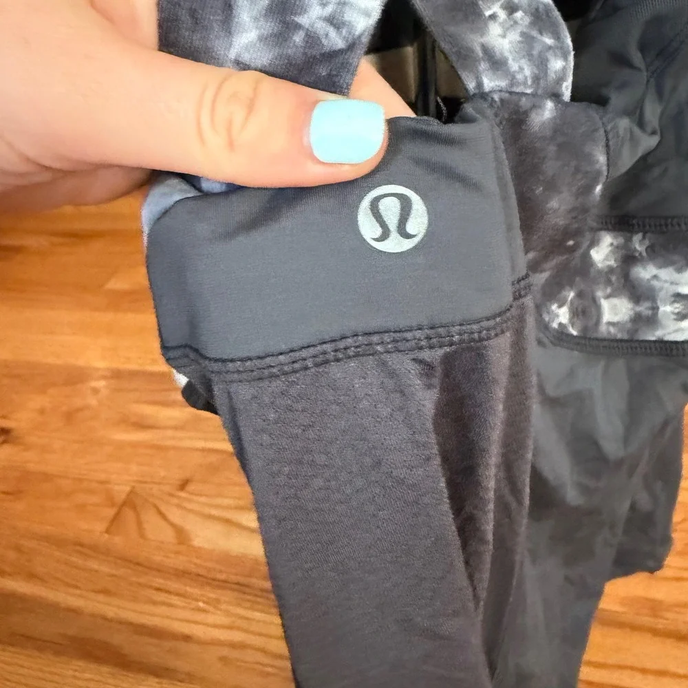 Lululemon Yoga Tank Top Gray 10 Floral Straps Athleisure Gym Workout